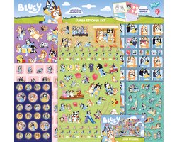 Bluey stickers Totum XL super sticker set - knutselen educatief speelgoed junior - 38 x 36 cm 7 vellen incl. luxe stickers en extra spelletjes - Sint schoencadeau