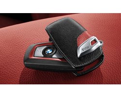 BMW Sleuteletui Sport – Zwart-Rood Leren Sleutelhoesje met BMW Inscriptie – Voor BMW F-Reeks Sleutels – Lifestyle Collectie 2022
