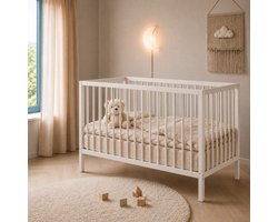 Born Lucky ® Baby Bed / Ledikant Mees 60x120 cm Met Verstelbare Bodem & Massief Hout - Wit