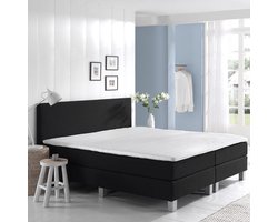 Boxspring Basic 2-persoons 140x200 cm Zwart stof - Pocketvering Matras