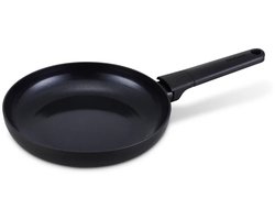 Brabantia VANTA Koekenpan - Ø 24 cm - Ergonomisch en licht - 100% PFAS vrij- Trendy design - 100% gerecycleerd aluminium - keramische anti-aanbaklaag - Geschikt voor alle warmtebronnen – Zwart.