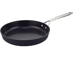 Brabantia Zenn Koekenpan- Ø 28 cm –100% gerecycled hoogwaardig -aluminium - keramische dubbele antiaanbaklaag -duurzaam– rvs steel - geschikt voor Inductie - 100% PFAS Vrij – Donker blauw