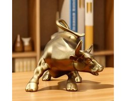 Breng Geluk en Welvaart in uw Kantoor met onze Gouden Stier Wall Street Bull Market Hars Ornamenten - Feng Shui Fortune Standbeeld voor Rijkdom - Prachtige Beeldjes voor Desktop Decoratie - Voeg een Vleugje Elegantie toe aan uw Kantoorinterieur