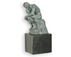 Bronze beeld van de Denker brons met groene patina – decoratief beeldhouwwerk op marmeren sokkel – kunstobject sculptuur voor woonkamer, kantoor en studeerkamer – uniek design en ambachtelijk vakwerk