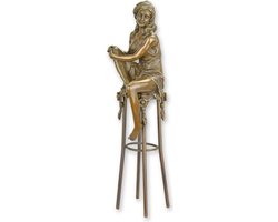 Bronzen Beeld 'Dame op Barkruk' – Sculptuur & Woondecoratie – bronzen beeld vrouw, barstoel kunst – Klassieke stijl – Stabiele metalen standaard – Luxe afwerking – 25,7 cm hoog / Brons
