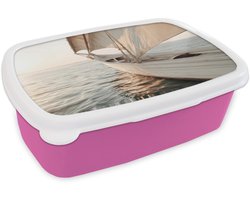 Broodtrommel Roze - Lunchbox Zeilboot - Zee - Beige - Zon - Brooddoos 18x12x6 cm - Brood lunch box - Broodtrommels voor kinderen en volwassenen