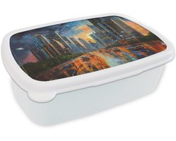 Broodtrommel Wit - Lunchbox Auto - Skyline - Zon - Blauw - Brooddoos 18x12x6 cm - Brood lunch box - Broodtrommels voor kinderen en volwassenen