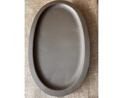 Bruin metalen plateau, op pootjes