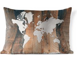 Buitenkussens - Tuin - Lichte wereldkaart op een achtergrond van donkere houten planken - 60x40 cm