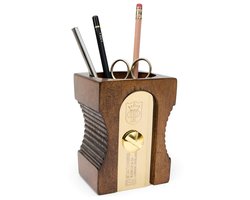 Bureaukoker in de vorm van een puntenslijper, elegante en stabiele houten pennenkoker, bureau-organizer en pennenhouder, bureau-opberger, dubbel in licht