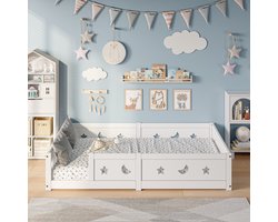 BursDany Montessori Kinderbed 140x200 cm, Eenpersoonsbed Grondbed met valbeveiliging en lattenbodem, sterren-maan-design, voor jongens en meisjes, van massief wit grenenhout (zonder matras)