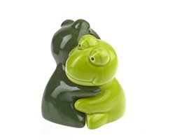 by-Bers groene kikker in omarming, ook als koe, muis, dieren, zoutstrooier, zout- en peperstrooier set als cadeau, van keramiek