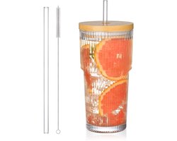 ByShane - Geribbelde glazen beker met deksel en rietje - 600ml - Matcha glas - Inclusief rietje en borstel