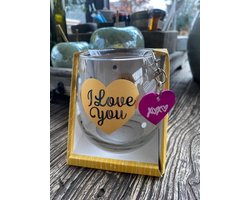 Cadeaupakket;  Water- wijn glas Hartje I love you... / Houten sleutelhanger Hartje roze / liefde / Valentijnsdag / vriendschap / vaderdag / moederdag / verjaardag / cadeau