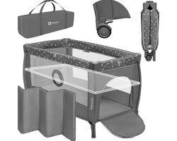 Campingbedje 4 in 1 – Baby Bed / Inklapbare Box / Reisbedje MET Bodemverhoger (Rugvriendelijk Ontwerp) – MET comfort MATRAS – 60x120 cm – 0-36 maanden / tot 15 kg – Zij-ingang – Wielen – Transporttas – Babybed Babybox Ledikant – LIONELO STEFI PLUS