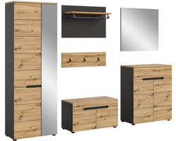 Canu garderobe opstelling eiken decor.