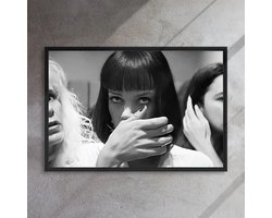 Canvas poster - Filmposter - Mia Wallace - Pulp Fiction - muurposter - binnenposter - muur poster - Kado - Zonder lijst - Posters - Vintage posters - filmposters - film posters - Trendy