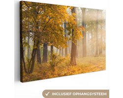 Canvas schilderij 120x80 cm - Wanddecoratie Herfstbomen in het mistige bos - Muurdecoratie woonkamer - Slaapkamer decoratie - Kamer accessoires - Schilderijen op canvas