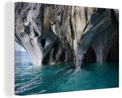Canvas schilderij 140x90 cm - Wanddecoratie Marmeren zuilen van marmer van de Marble Caves - Muurdecoratie woonkamer - Slaapkamer decoratie - Kamer accessoires - Schilderijen