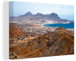 Canvas schilderij 150x100 cm - Wanddecoratie Het stadslandschap van Kaapverdië - Muurdecoratie woonkamer - Slaapkamer decoratie - Kamer accessoires - Schilderijen