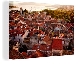 Canvas schilderij 150x100 cm - Wanddecoratie Uitzicht over de stad Trogir in Kroatië - Muurdecoratie woonkamer - Slaapkamer decoratie - Kamer accessoires - Schilderijen