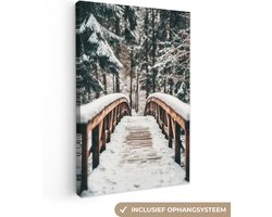 Canvas schilderij 40x60 cm - Wanddecoratie Brug - Winterlandschap - Bos - Natuur - Sneeuw - Muurdecoratie woonkamer - Slaapkamer decoratie - Kamer accessoires - Schilderijen op canvas