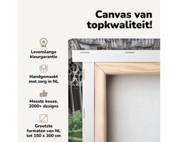 Canvas schilderij 60x90 cm - Wanddecoratie Tuin - Domtoren - Utrecht - Muurdecoratie woonkamer - Slaapkamer decoratie - Kamer accessoires - Schilderijen op canvas