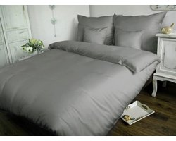 Carmen cotton Beddengoed + 2 kussenslopen 160x200 cm