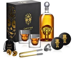 Catrinaz® Whiskey Karaf Set Skull – 1L – Handgeblazen Karaf – Luxe Cadeauset met 2 Glazen, Gouden Whiskey Stenen & Onderzetters – Giftbox