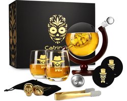 Catrinaz® Whiskey karaf - Tequila karaf - Skull - Luxe Whisky karaf set - 0,9 L - Incl. 2 gouden skull whiskey stenen - 2 whiskey glazen - 2 onderleggers - Uniek geschenk - Gift box - Uniek cadeau