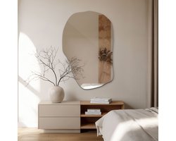 Coloray Wandspiegel - Wandspiegel Organische Vorm - 90 cm x 58,5 cm - Asymmetrische Spiegel - Decoratie Spiegel - Grote Spiegel - Wandspiegel Industrieel - Woonkamer Spiegel - Scandinavische Decoratie