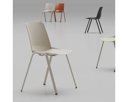 Conferentiestoel Vigo sledeframe en kuip in ivoor