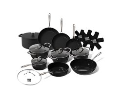 Cook & Pan 12-Delige Pannenset Zwart - PFAS vrij - Alle Warmtebronnen - Pannen Set met 7 jaar Garantie - Krasbestendige Anti Aanbaklaag - Vaatwasserbestendig - Koekenpan, Wokpan, Steelpan, Hapjespan, Kookpot, Gietijzeren Braadpan, Pannenbeschermers