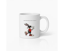 Coole Bunny Attitude Mok – "Don’t Beg Anyone to Stay in Your Life" Inspirerende Quote – Grappige en Stijlvolle Koffiemok voor Tieners en Volwassenen – Witte Keramische Mok
