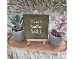 CreaCraft - Robuust Wenstegeltje – huisje wijntje feestje - Hip trendy tegeltje –Housewarmingcadeau of zomaar – 10x10 cm – Wanddecoratie –Sfeervol en Persoonlijk - Vriend(in) – Trendy nu – Decoratief Tegeltje met Standaard – Cadeau Idee
