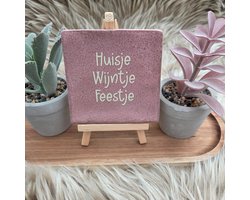 CreaCraft - Robuust Wenstegeltje – huisje wijntje feestje - Hip trendy tegeltje –Housewarmingcadeau of zomaar – 10x10 cm – Wanddecoratie –Sfeervol en Persoonlijk - Vriend(in) – Trendy nu – Decoratief Tegeltje met Standaard – Cadeau Idee