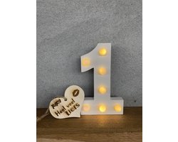 Creaties van Hier - Getal 1 met houten hartje Gefeliciteerd - Light Letter - Licht Letter - Hout -16,5 x 11,5 x 2 cm