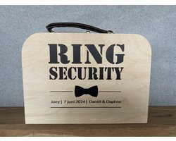 Creaties van Hier - Houten koffertje met leren handvat - blanco of met eigen tekst in het hout gegraveerd (geen stickers) -kraamcadeau - kinderkamer - babykamer - cadeau geboorte - ringsecurity - trouwen - bruiloft - ringen koffertje