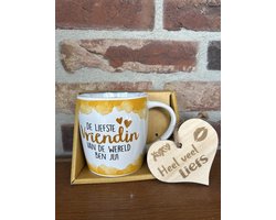 Creaties van hier – Mok Vriendin met houten hartje – porselein – 9 cm – cadeau