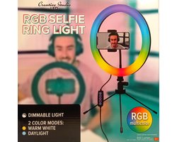 Creative Studio RGB Selfie ring light 650 Lumen 1 meter lange USB kabel houder voor telefoon binnen de ring van 28,5 cm 10 watt Ringlamp verlichting dus altijd goed verlicht tijdens het vloggen of fotograferen- selfie.