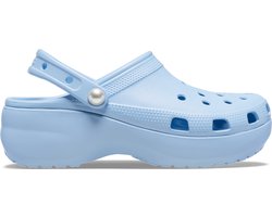 Crocs - Classic Platform Pearl Clogs Blue Calcite - Maat 38-39