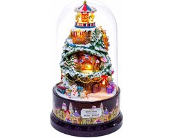 CUTE ROOM – DIY Miniatuur Houten Poppenhuis met Draaiende Muziekdoos in Stolp Bouwpakket – B-030 Snowy Wonderland