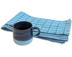 Dailygoods - Set van 3 - Keramische Mokken & 2 Theedoeken - Koffiemokken van Steengoed - 390 ml