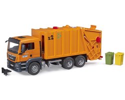 De MAN vuilniswagen 1:16 van Bruder
