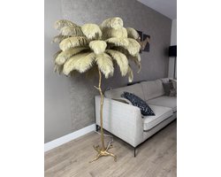 Deco Shine - Premium Line Luxe Veren Lamp 170 x 110 cm – 45 Stuks Echte Struisvogelveren - Luxe Lamp – Camel Kleur – Gouden Resin Boom Lamp – Exclusieve Design Vloerlamp