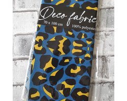 Deco Stof, 100% Polyester, quilten, patchwork, embroidery, 70 x 100 cm, Dieren print cheeta geel met blauw en zwart