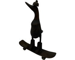 Decoratiebeeld Vogel op skateboard vintage bruin zwart 30 x 24 cm | 988944 | Home Sweet Home | Stoer & Sober Woonstijl