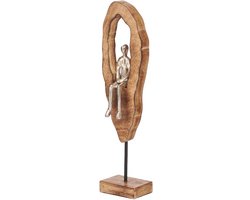 Decoratief zittend figuur 41,5 cm hoog - Inclusief verzendkosten - Decoratie - Beeld - Sculptuur - Ornament - Mens - Persoon - Hout - Goud - Metaal - Standaard - Voet - Interieur - Kado - Cadeau - Geschenk - Verjaardag - Man - Vrouw