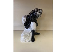 Decoratieve Boeddha zittend - wit + zwart + zilver - hoogte 16 cm x 14 x 11 cm - polyresin - Woonaccessoires