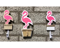 Decoratieve houten wandhaak "flamingo" - Set van 3 stuks - Houtkleurig + roze - hoogte 22 x 6.5 x 1 cm - Woonaccessoires - Wandhaken - Flamingo's